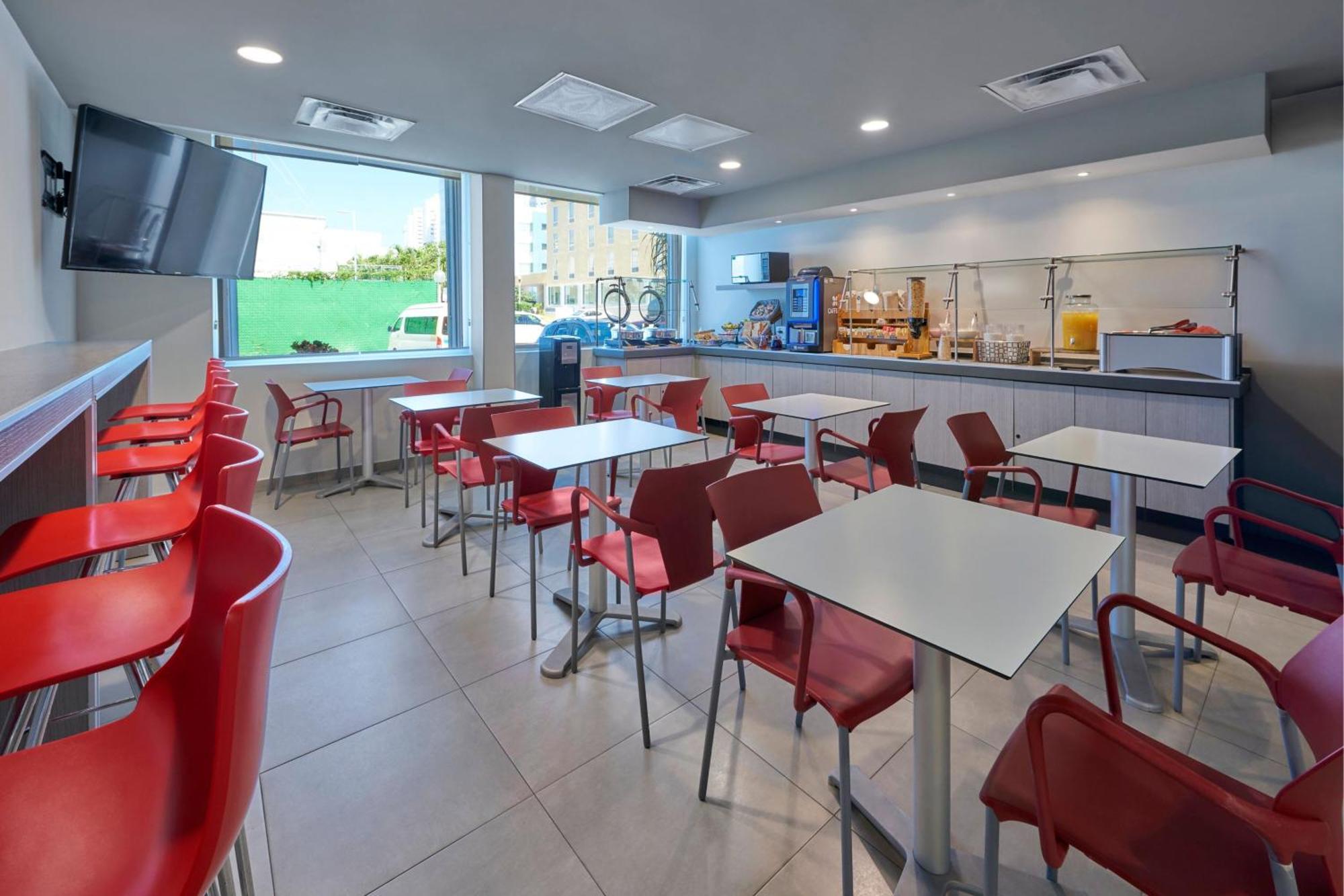 Hotel Express Junior By Marriott