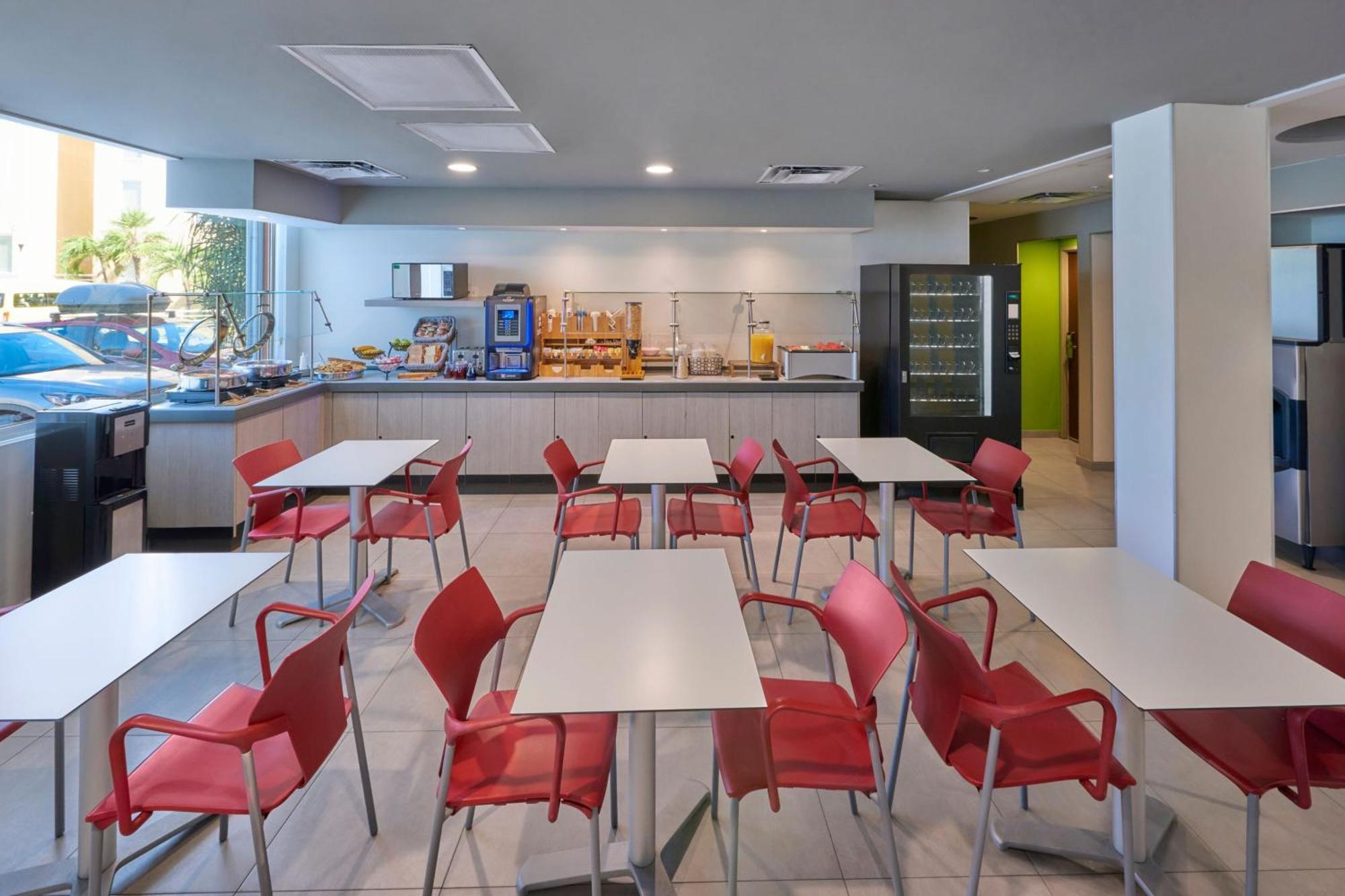 Express Junior By Marriott 3* Cancún