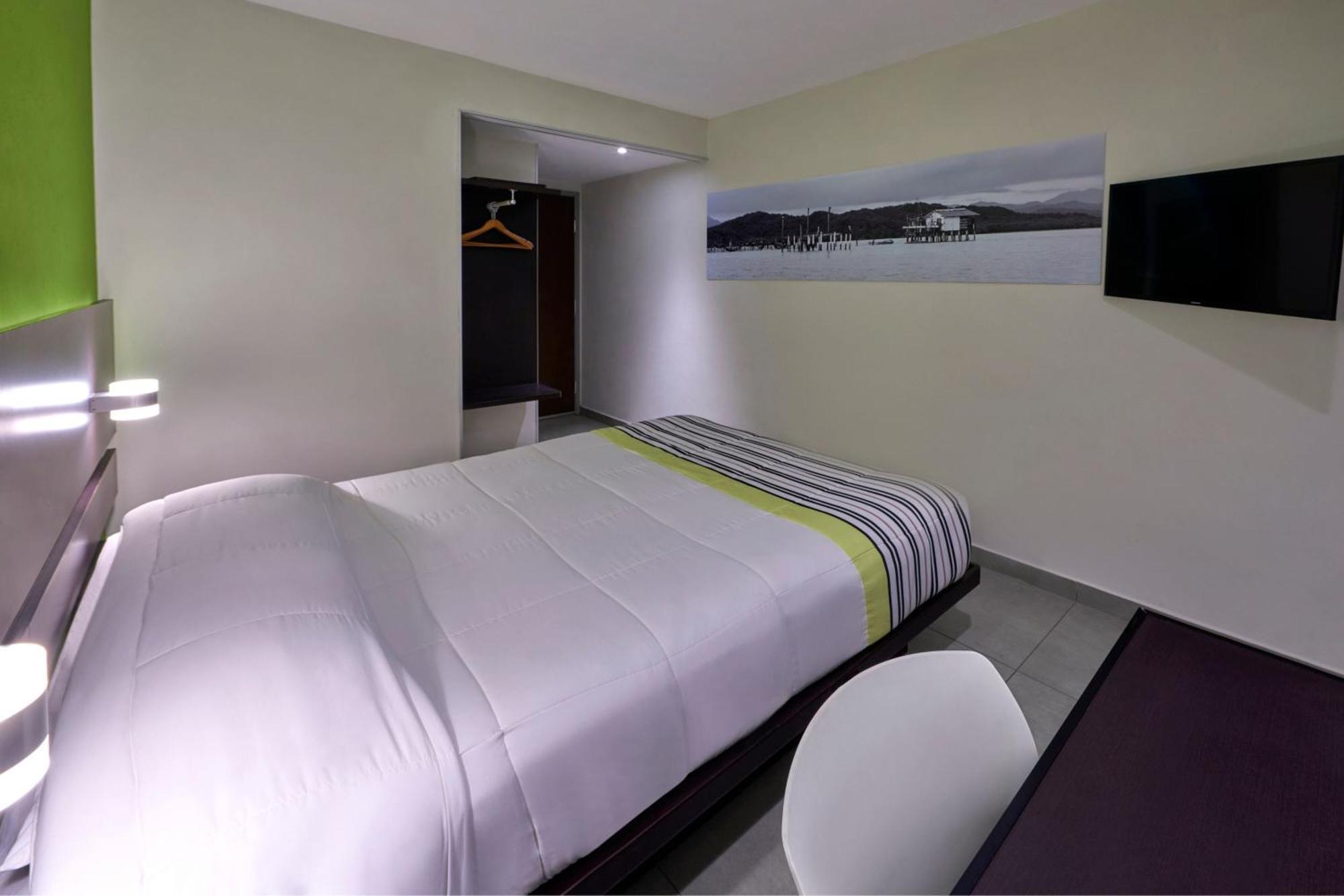 Hotel Express Junior By Marriott