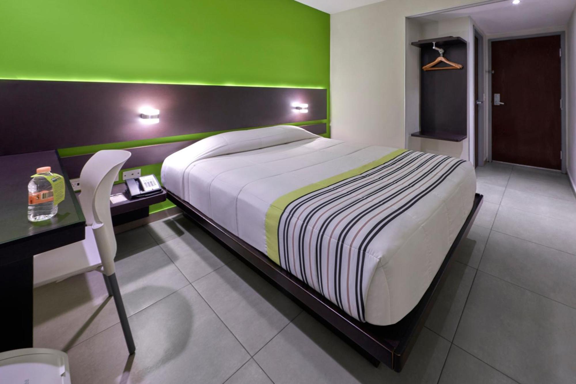 Express Junior By Marriott Hotel