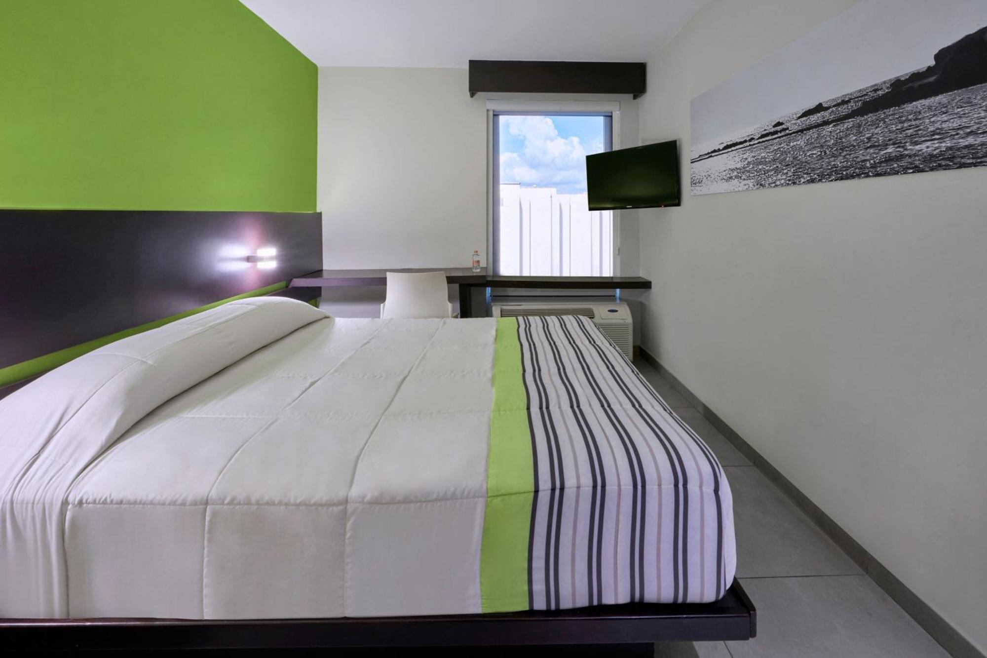Express Junior By Marriott 3* Cancún
