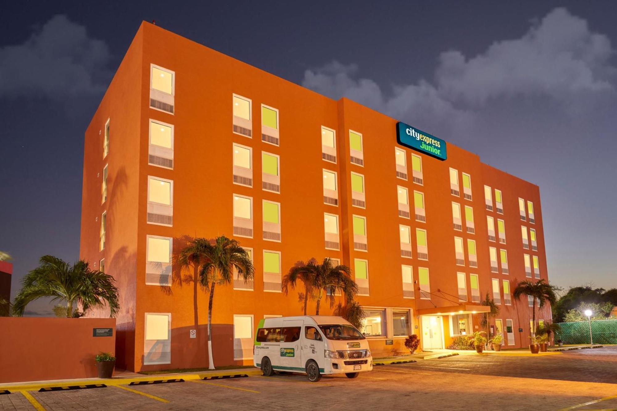 Hotel Express Junior By Marriott