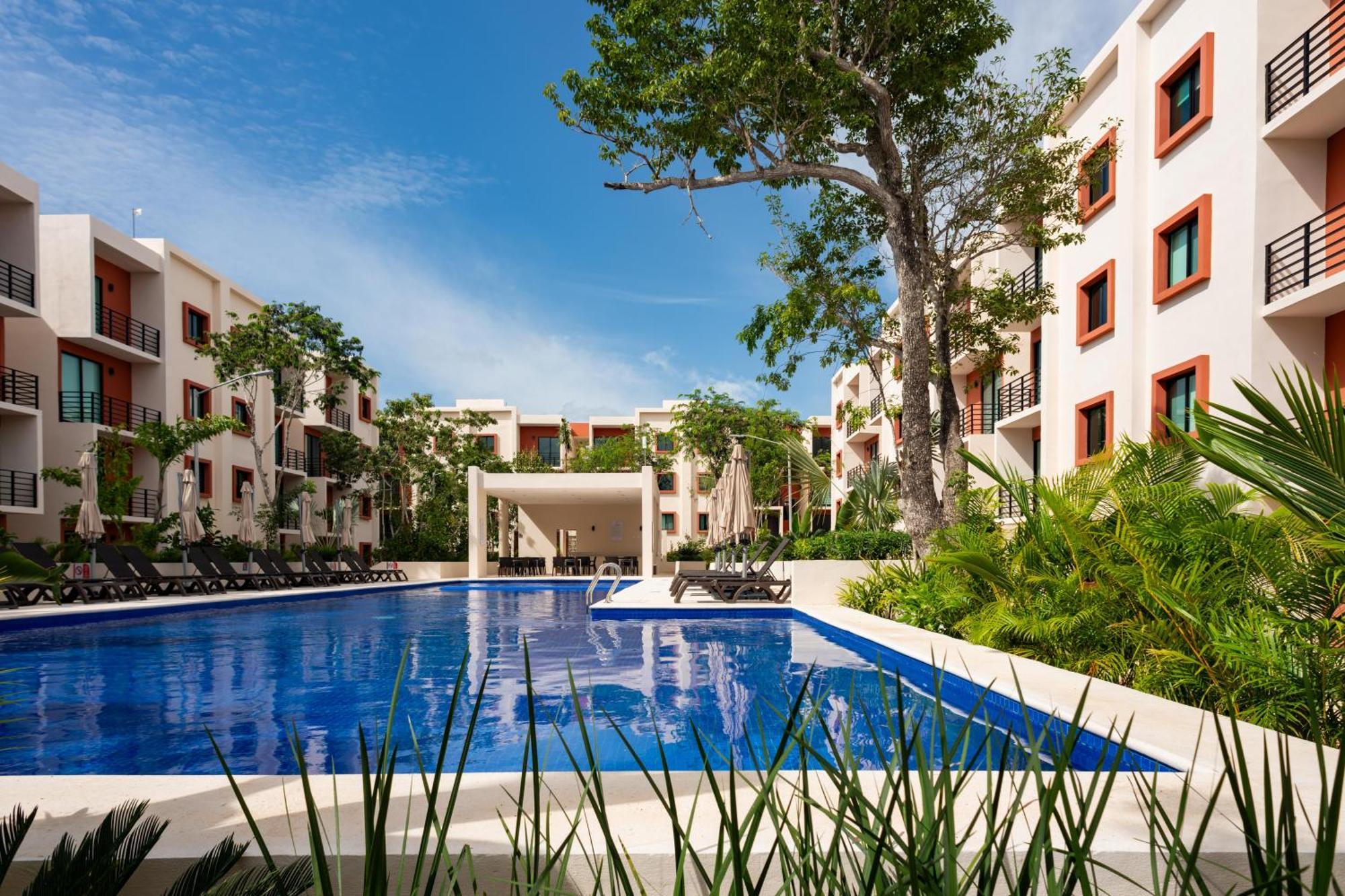 2br Moderno En Residencial Ombu Cancún