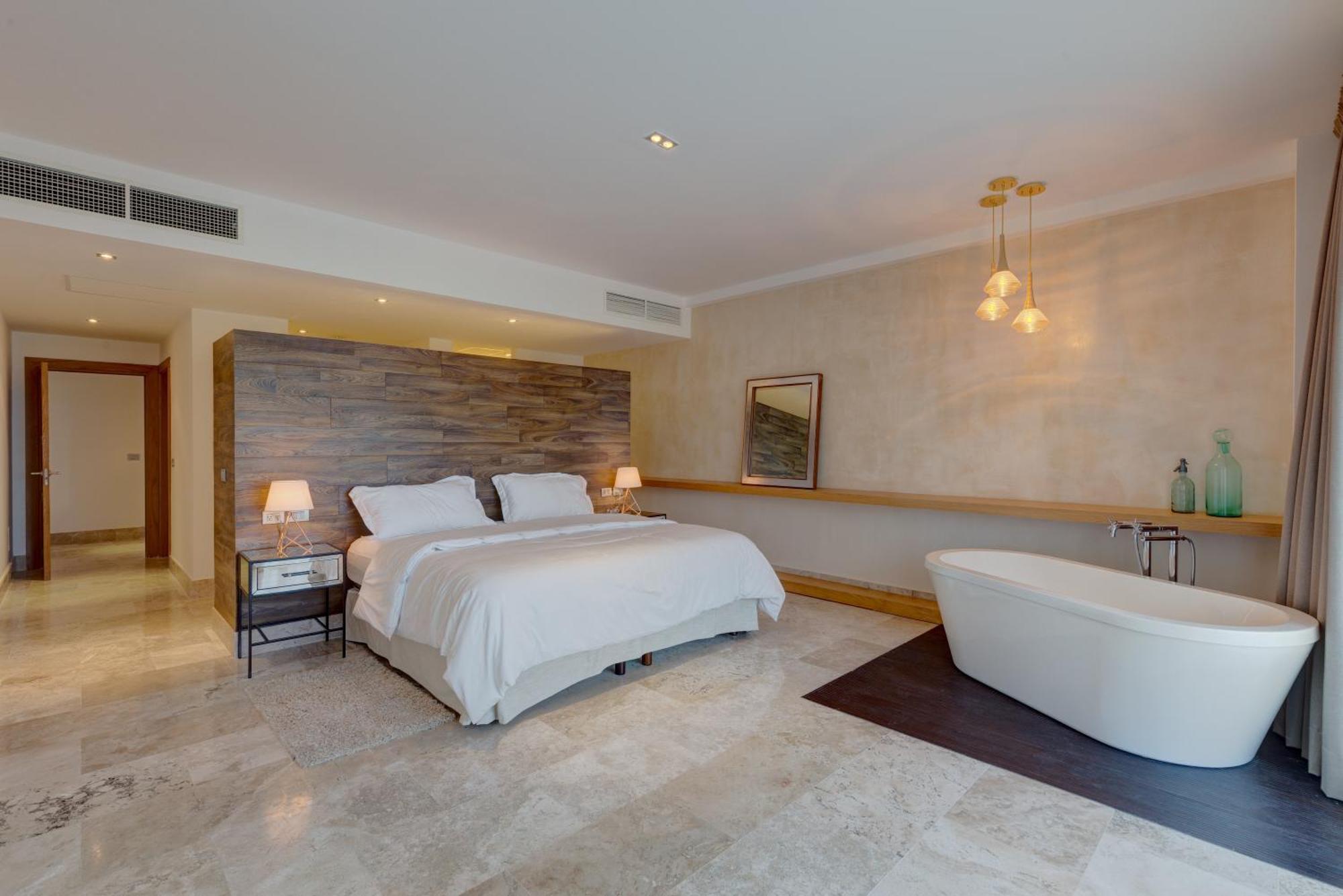 Beach Front Marina & Golf Luxe Playa Mujeres Apartamento *