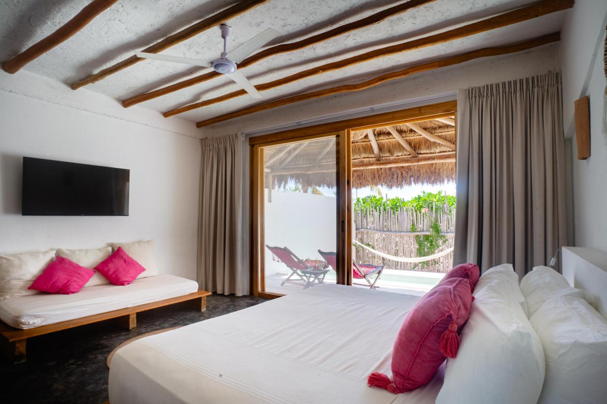Hotel Punta Blanca House *