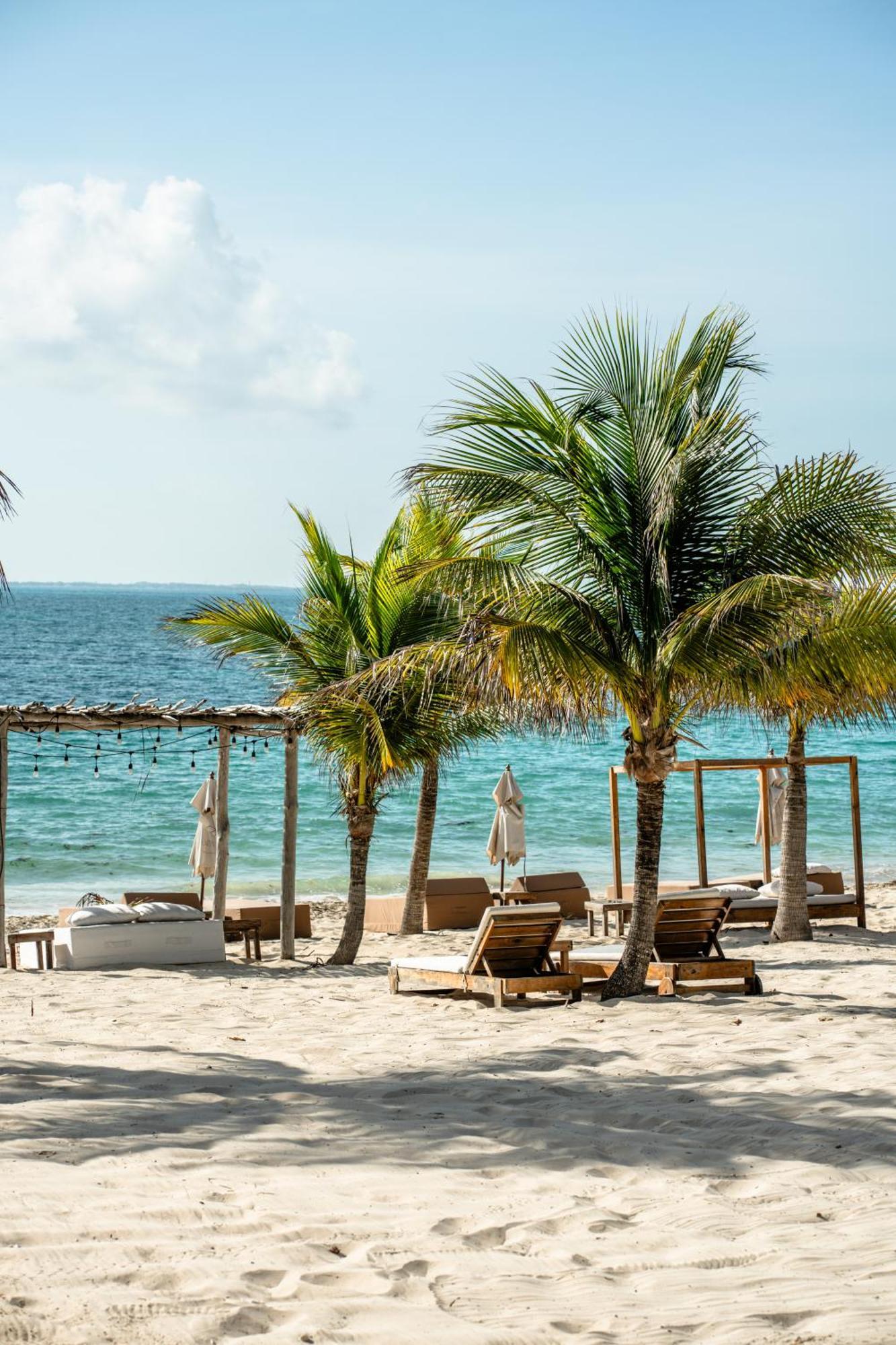 Punta Blanca House Hotel