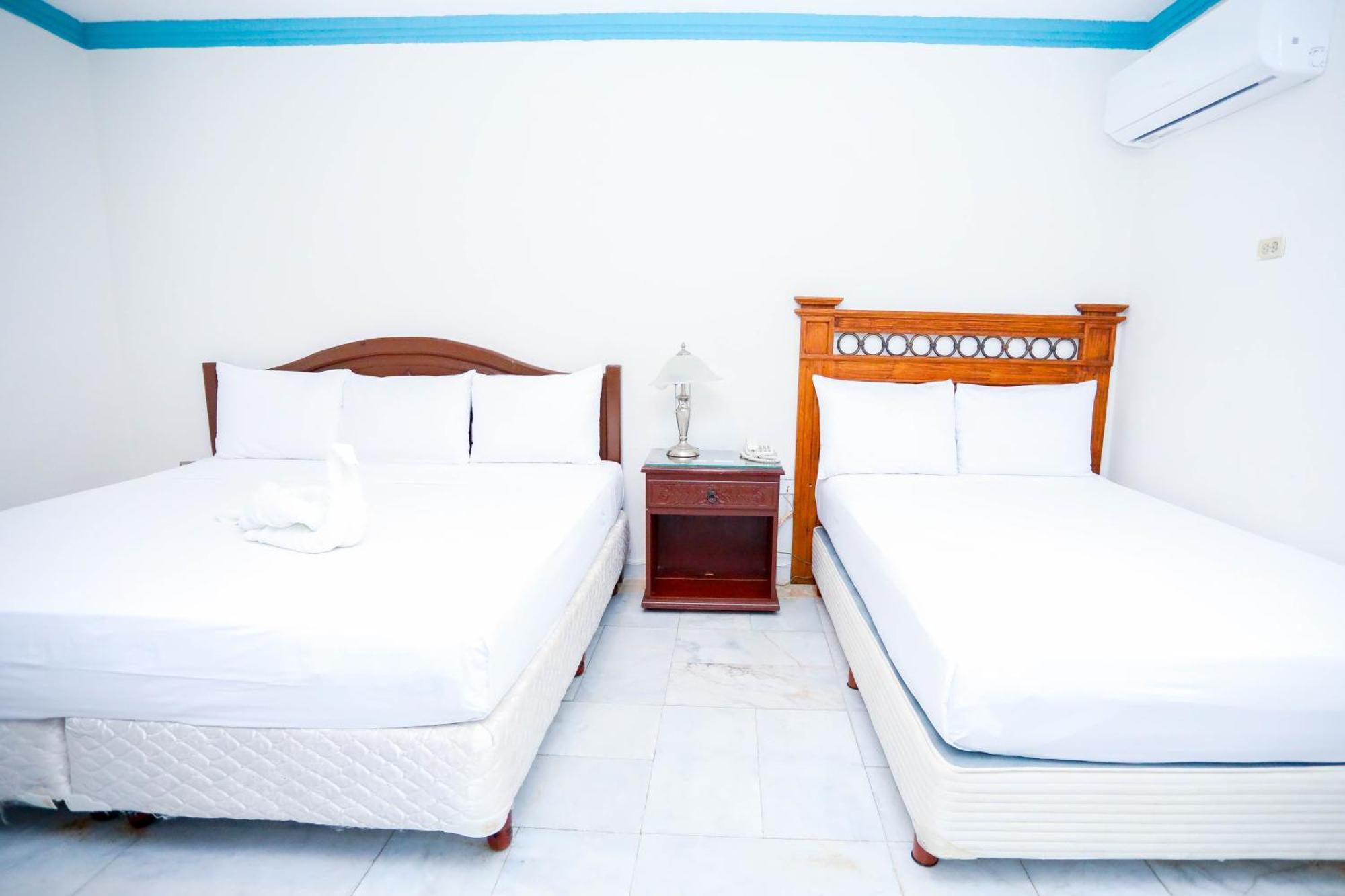 Avenida Hotel