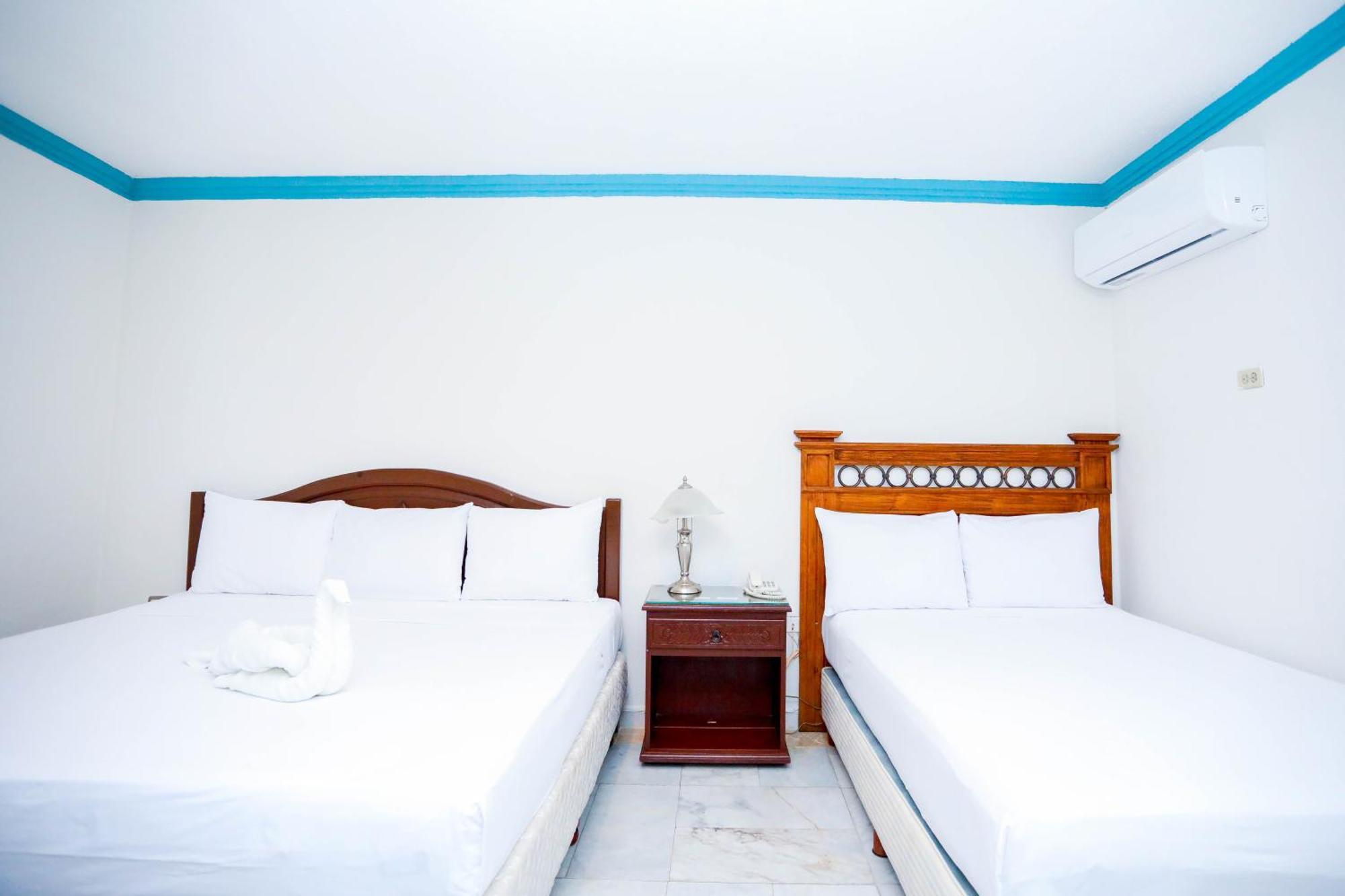 Avenida Hotel