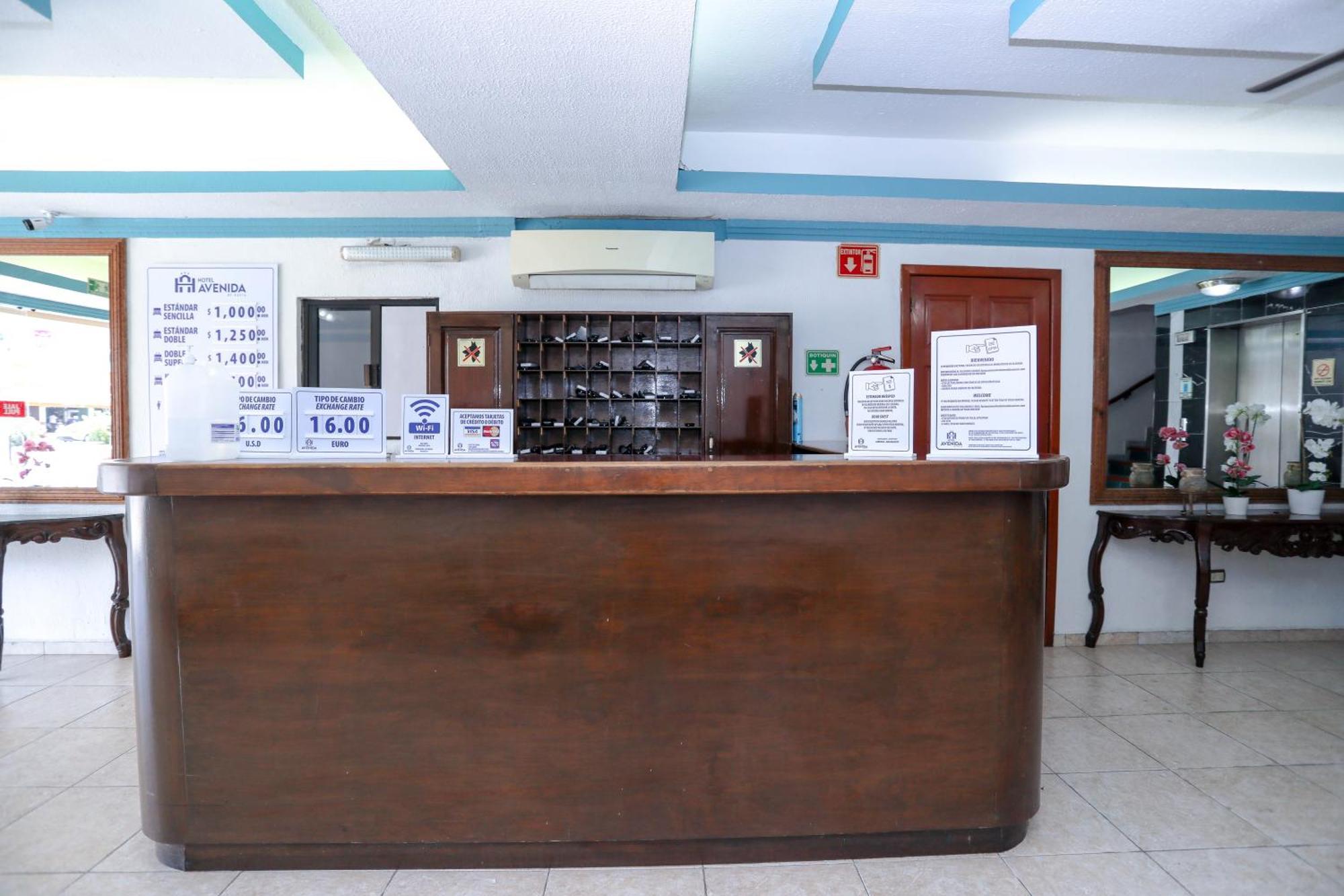 Avenida Hotel