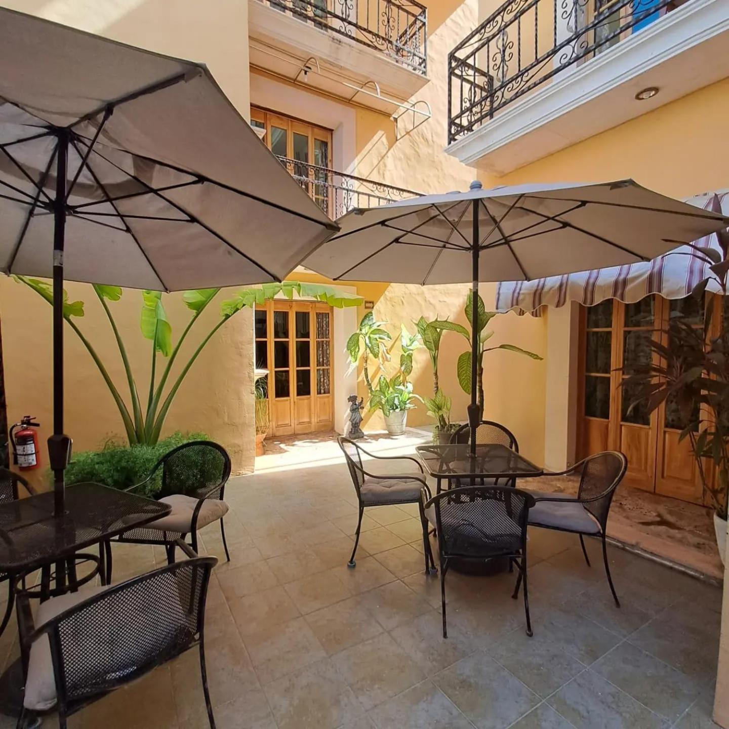 Suites Hotel Cancún