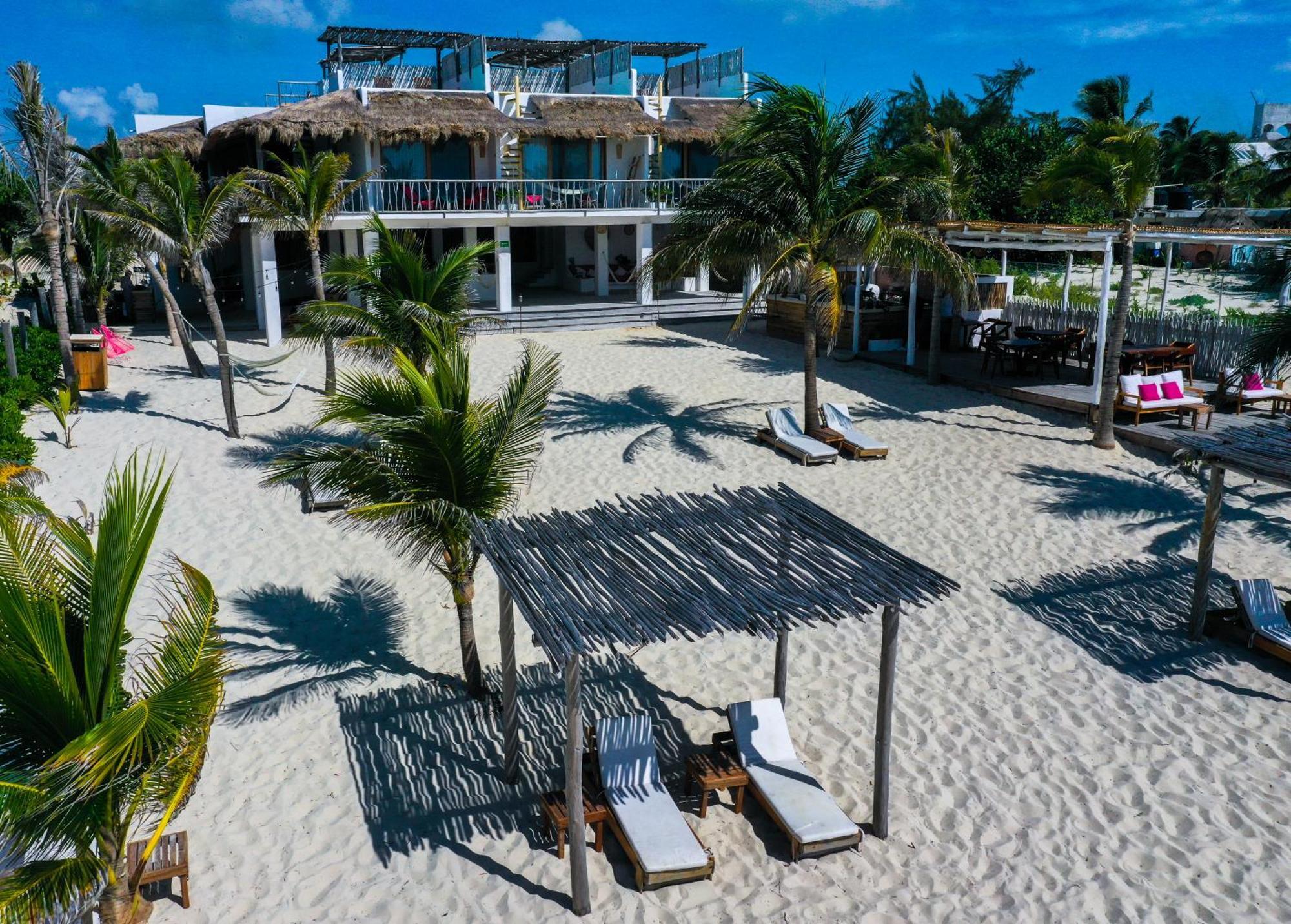 Punta Blanca House Hotel