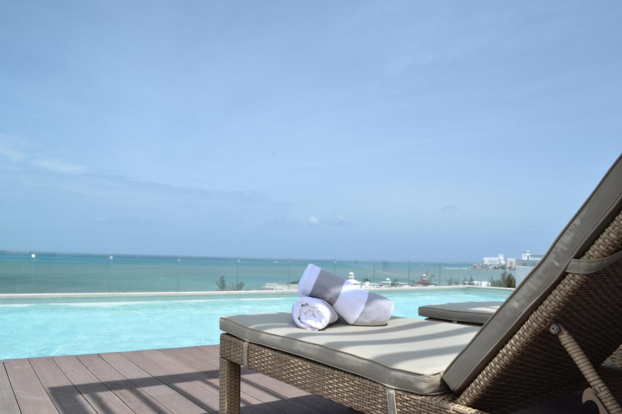 New Neen * Cancún