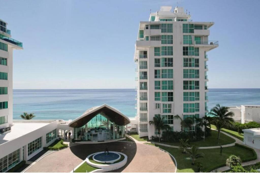 Apartamento New At The Beach, Pool, Gym, 2d *