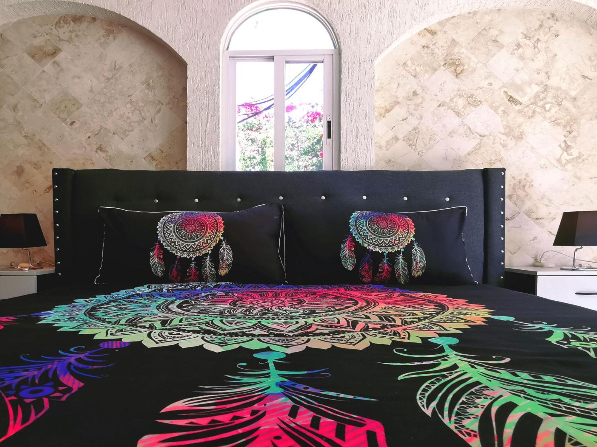 Beautiful & Cozy Near Pool & Kingsize Bed