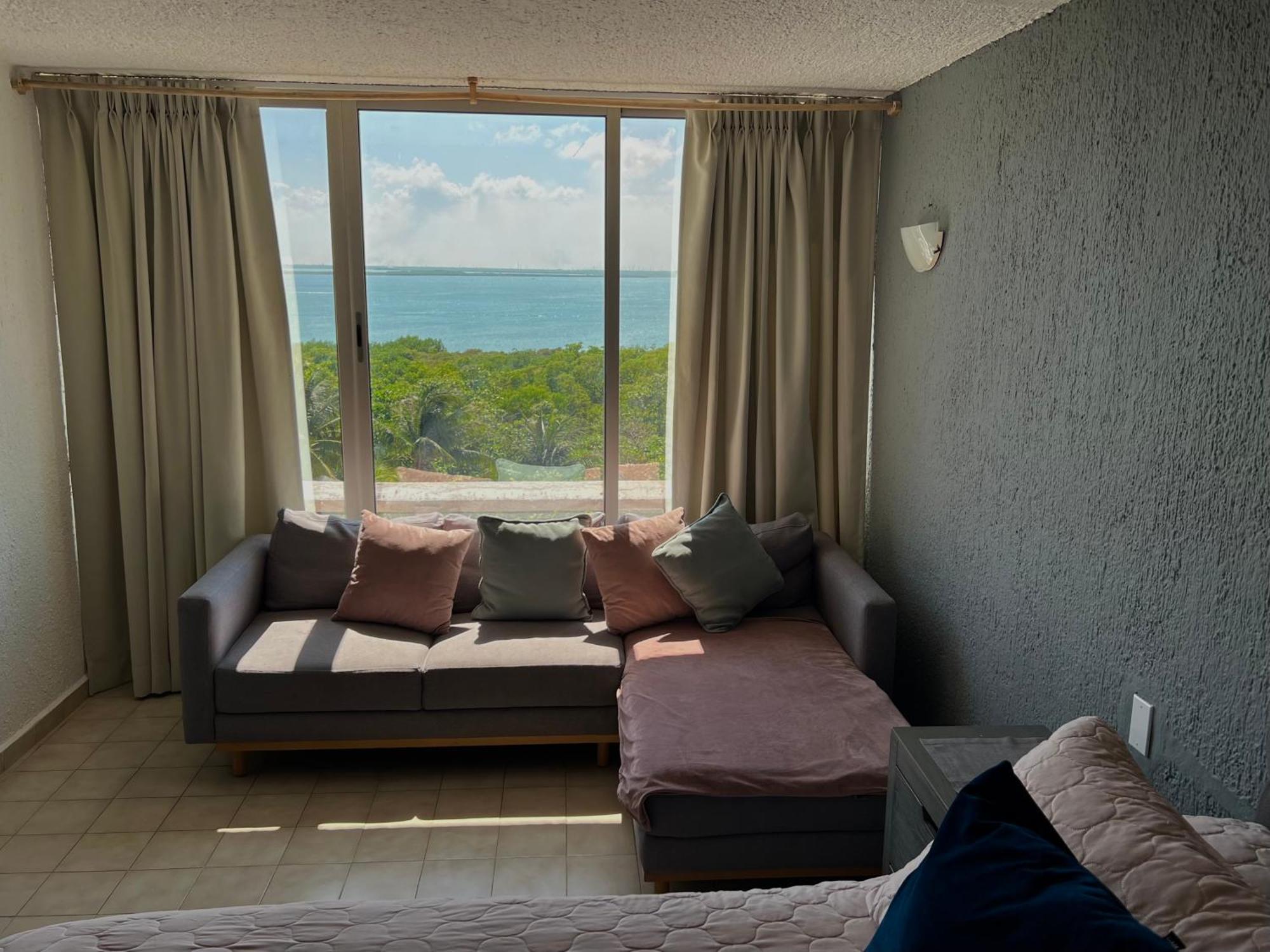 Apartment Solymar Studio Apt Beachfront With Sunset Views