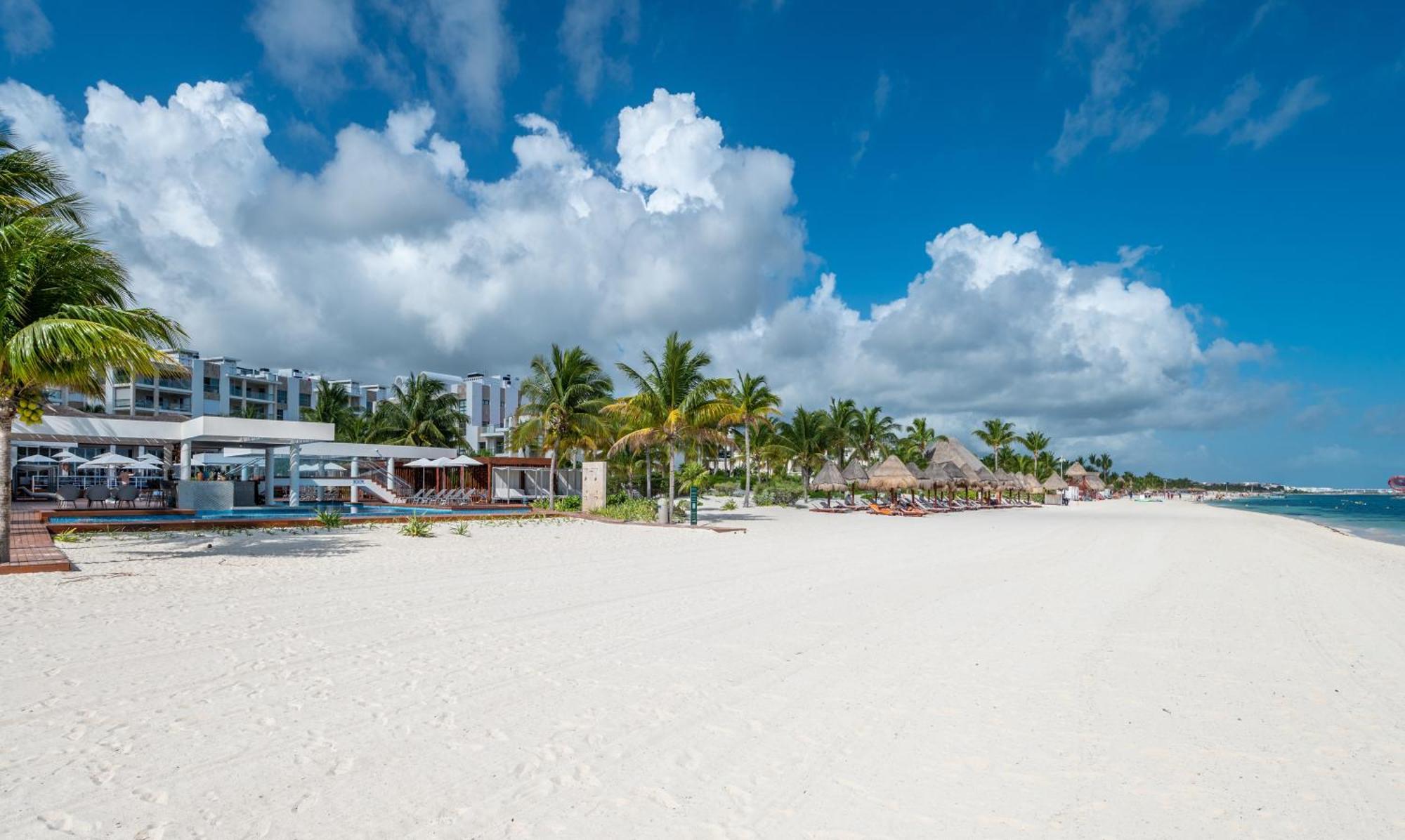 Marina Vista Retreat In La Amada Apartamento Cancún