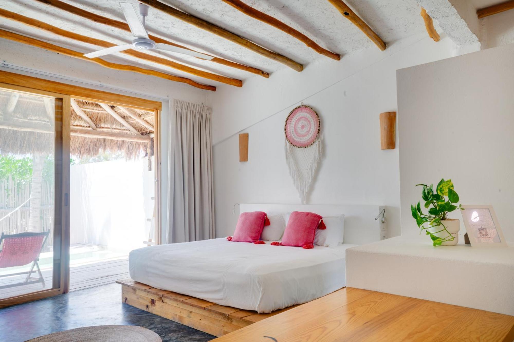 Hotel Punta Blanca House Cancún
