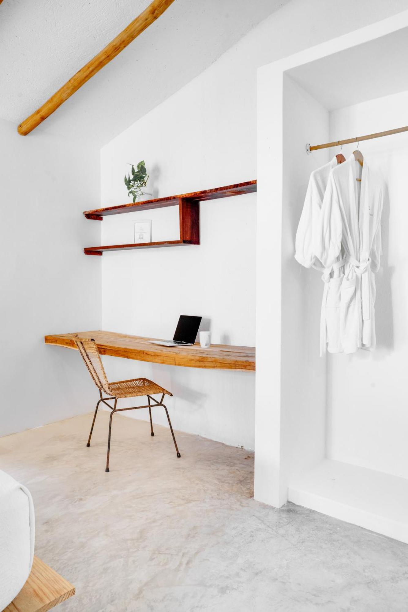 Hotel Punta Blanca House *