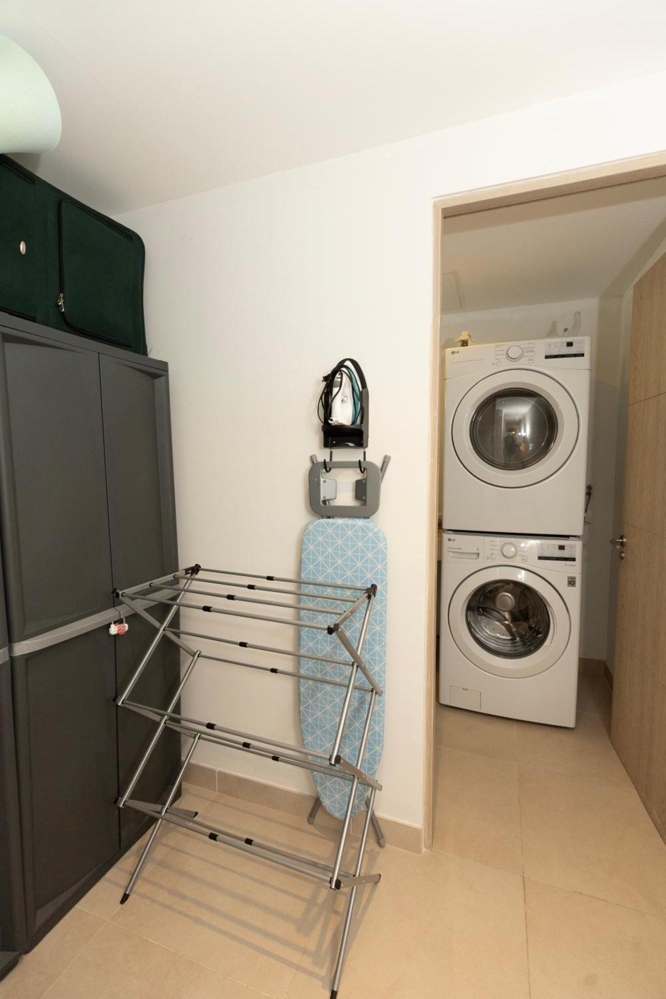 Ocean Breeze, Sanctuary - Hivenb Apartment