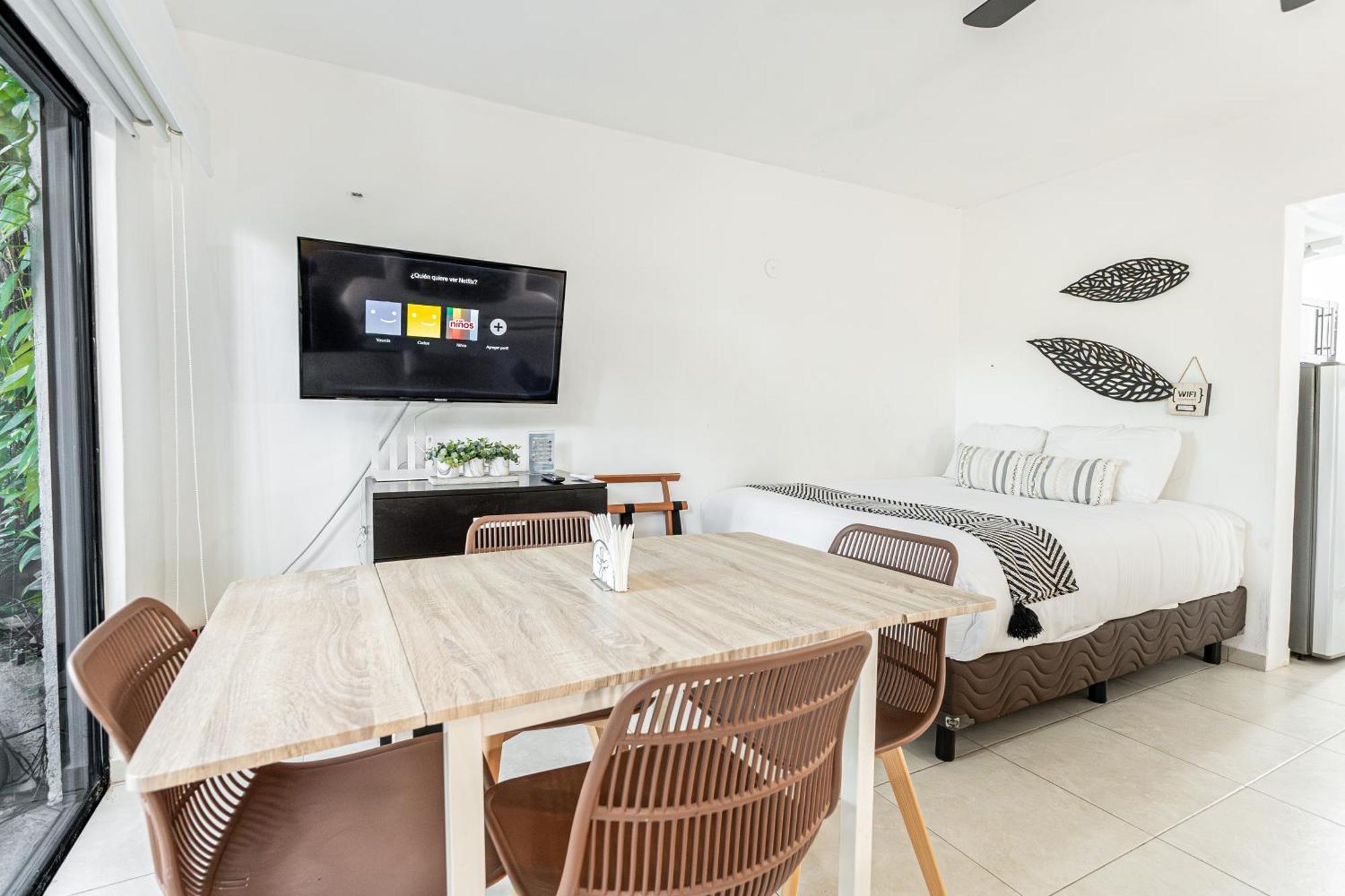 Sole & Mare By Andiani Travel Apartment *