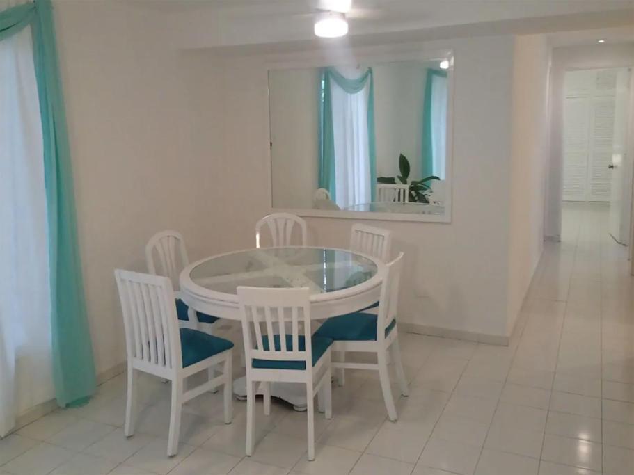 Estela Del Caribe Apartamento *