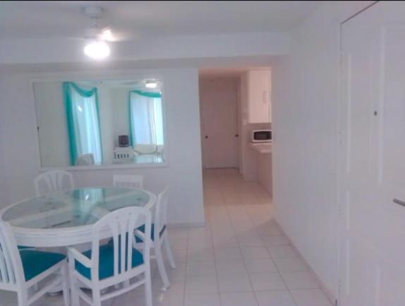 Apartamento Palmeras Frente A Puerto *