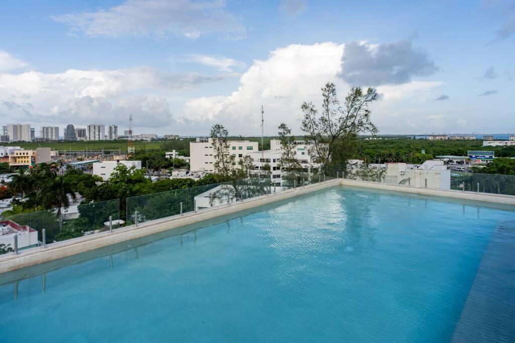 Estudio Moderno En La Av Nader Apartamento