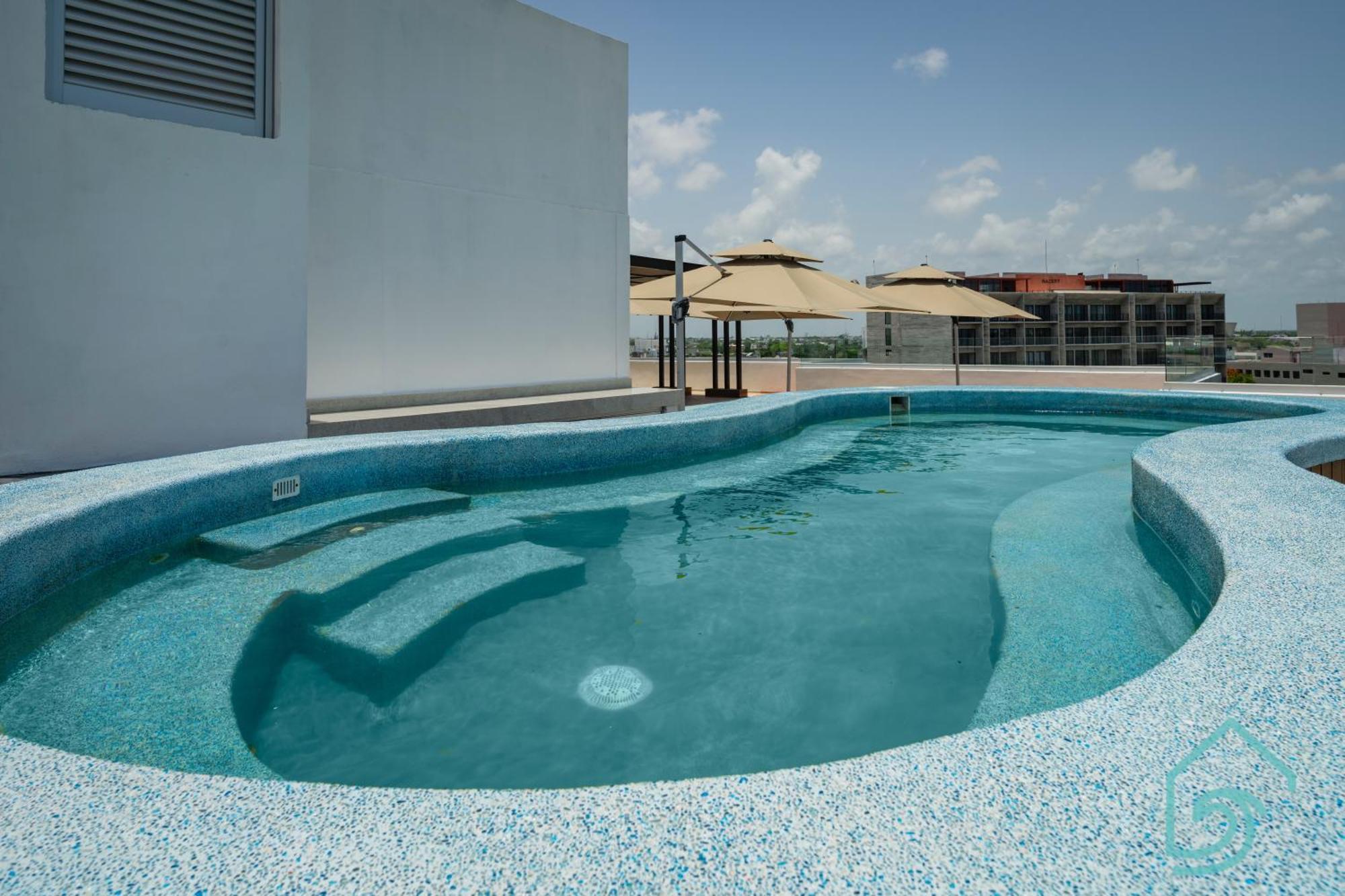 Armonia Y Modernidad En Barcelona Cancún
