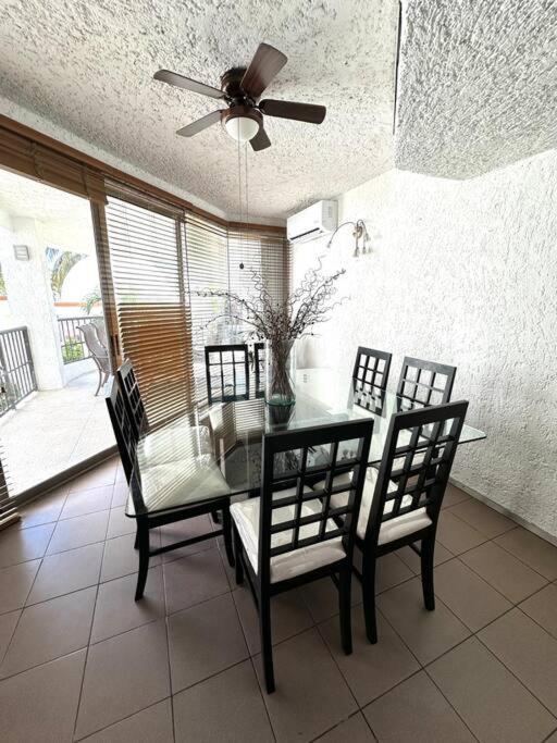 Beachside House In Zone With Bbq And Luxury Amenities * Cancún