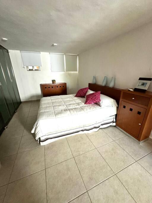 Beachside House In Zone With Bbq And Luxury Amenities *