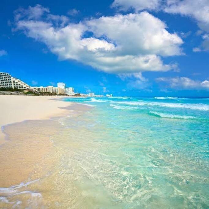 Beachside House In Zone With Bbq And Luxury Amenities Villa Cancún