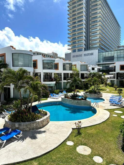 Beachside House In Zone With Bbq And Luxury Amenities