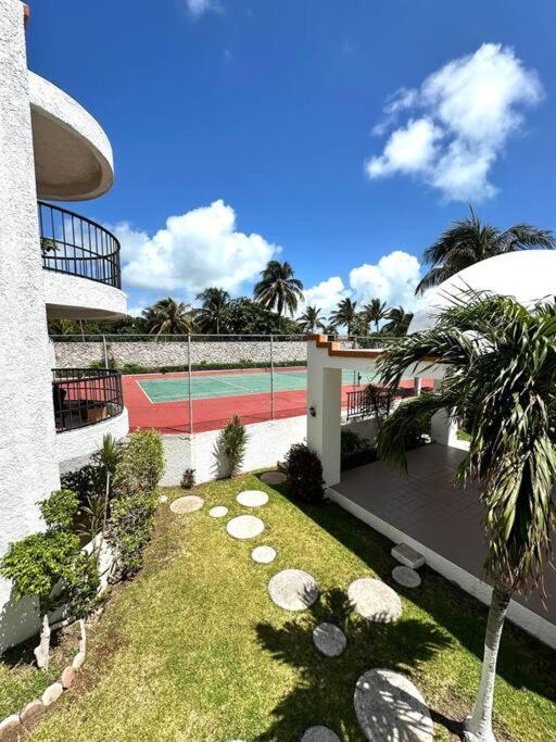 Beachside House In Zone With Bbq And Luxury Amenities Villa Cancún
