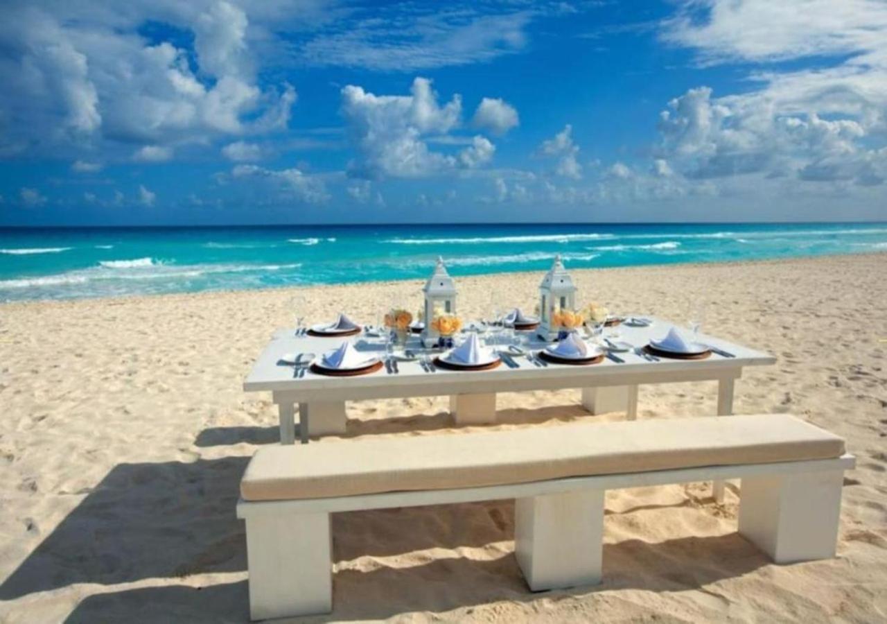 Enjoy The White In A 1bd Vacation Onsite Infinity Pool, Spa, And Mini Golf Cancún