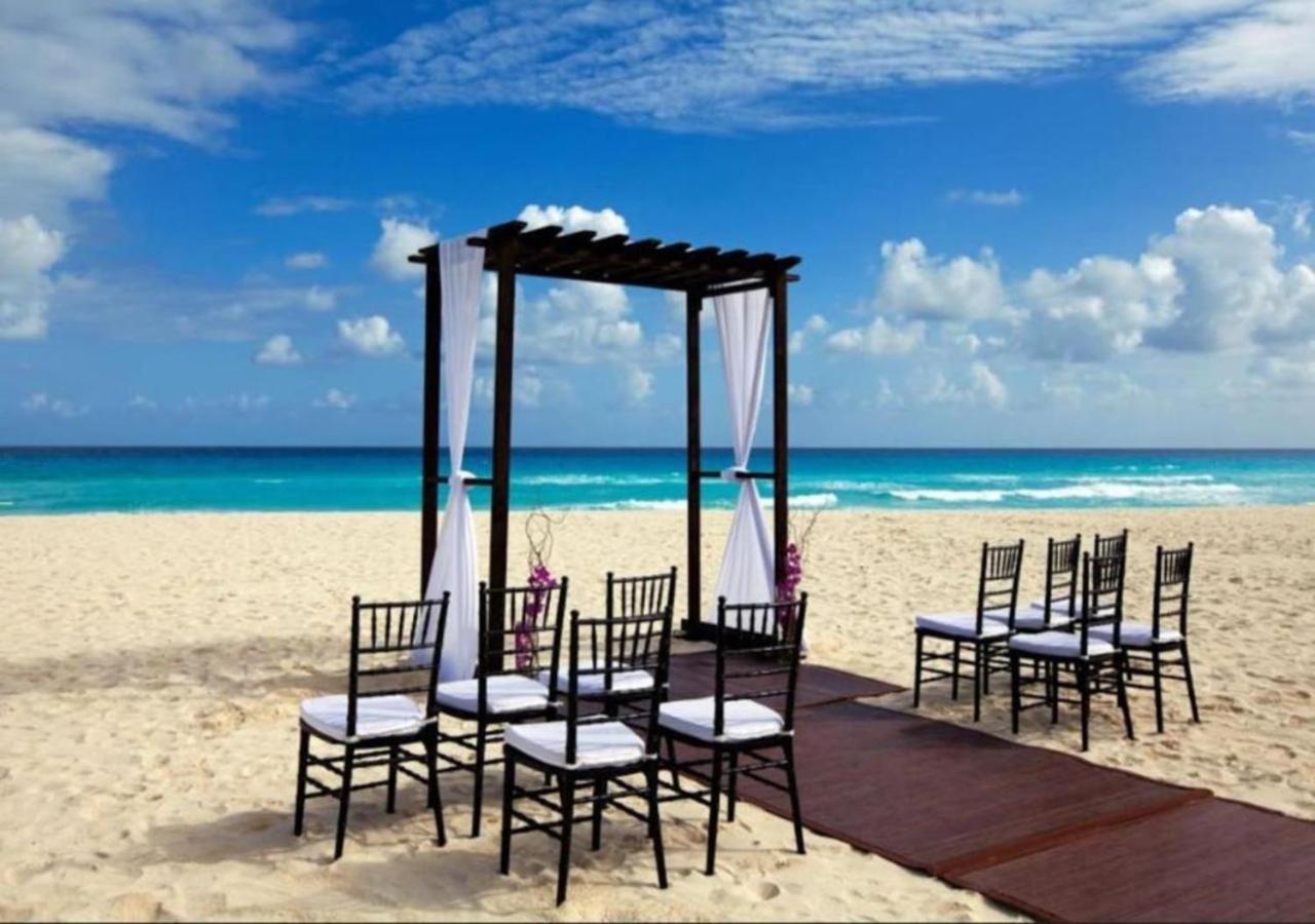 Enjoy The White In A 1bd Vacation Onsite Infinity Pool, Spa, And Mini Golf *
