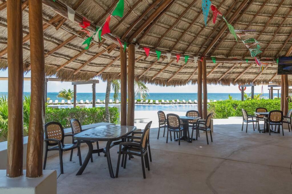 Apartamento Marina Beachfront 2 Bdr By Casa Paraiso Cancún