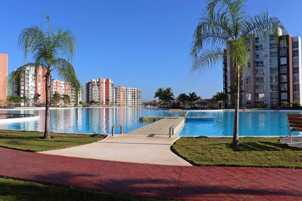 View And Access To The Lagoon~kg Sz Bed, A/c, Wifi