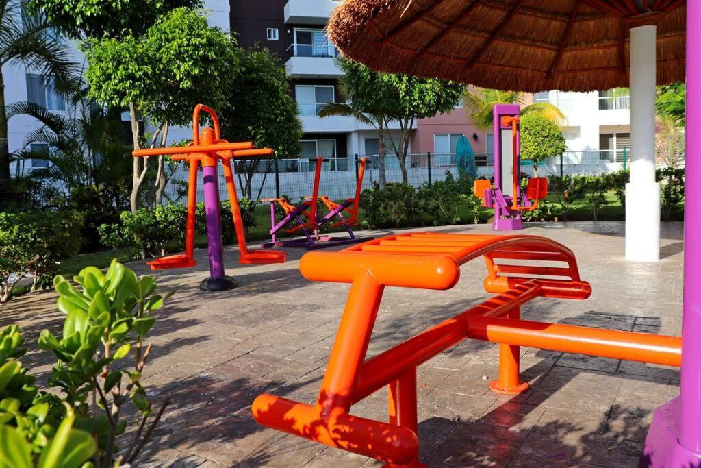 View And Access To The Lagoon~kg Sz Bed, A/c, Wifi Apartamento