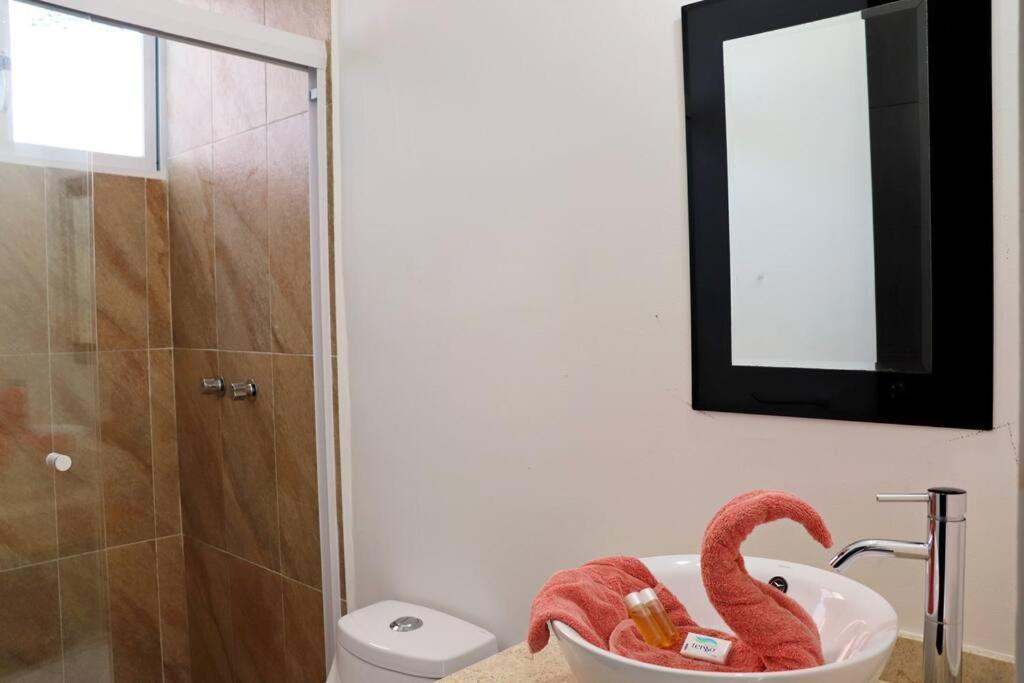 View And Access To The Lagoon~kg Sz Bed, A/c, Wifi Cancún
