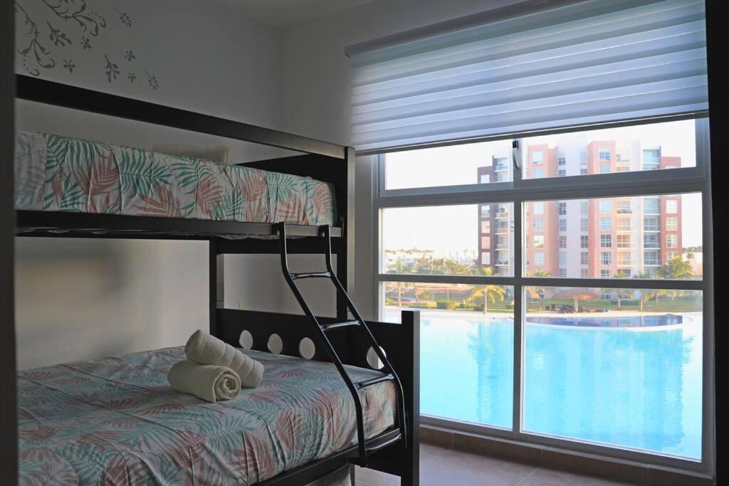 View And Access To The Lagoon~kg Sz Bed, A/c, Wifi Cancún