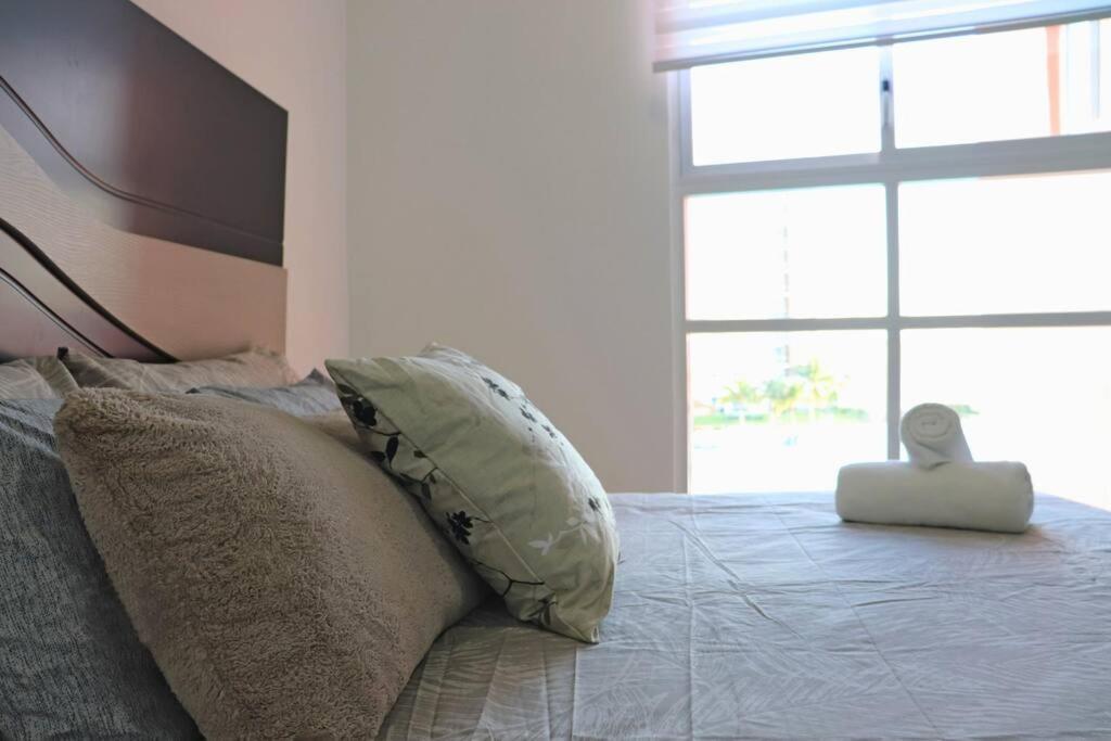 View And Access To The Lagoon~kg Sz Bed, A/c, Wifi Apartamento Cancún