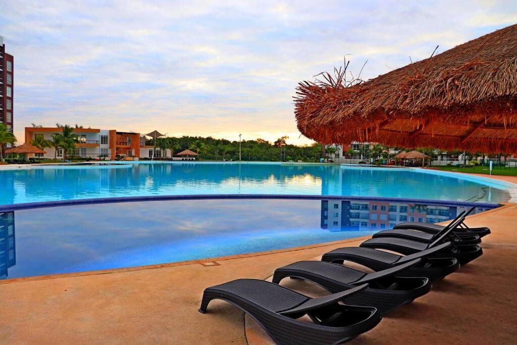 Apartamento View And Access To The Lagoon~kg Sz Bed, A/c, Wifi Cancún