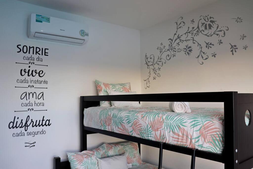 Apartamento View And Access To The Lagoon~kg Sz Bed, A/c, Wifi
