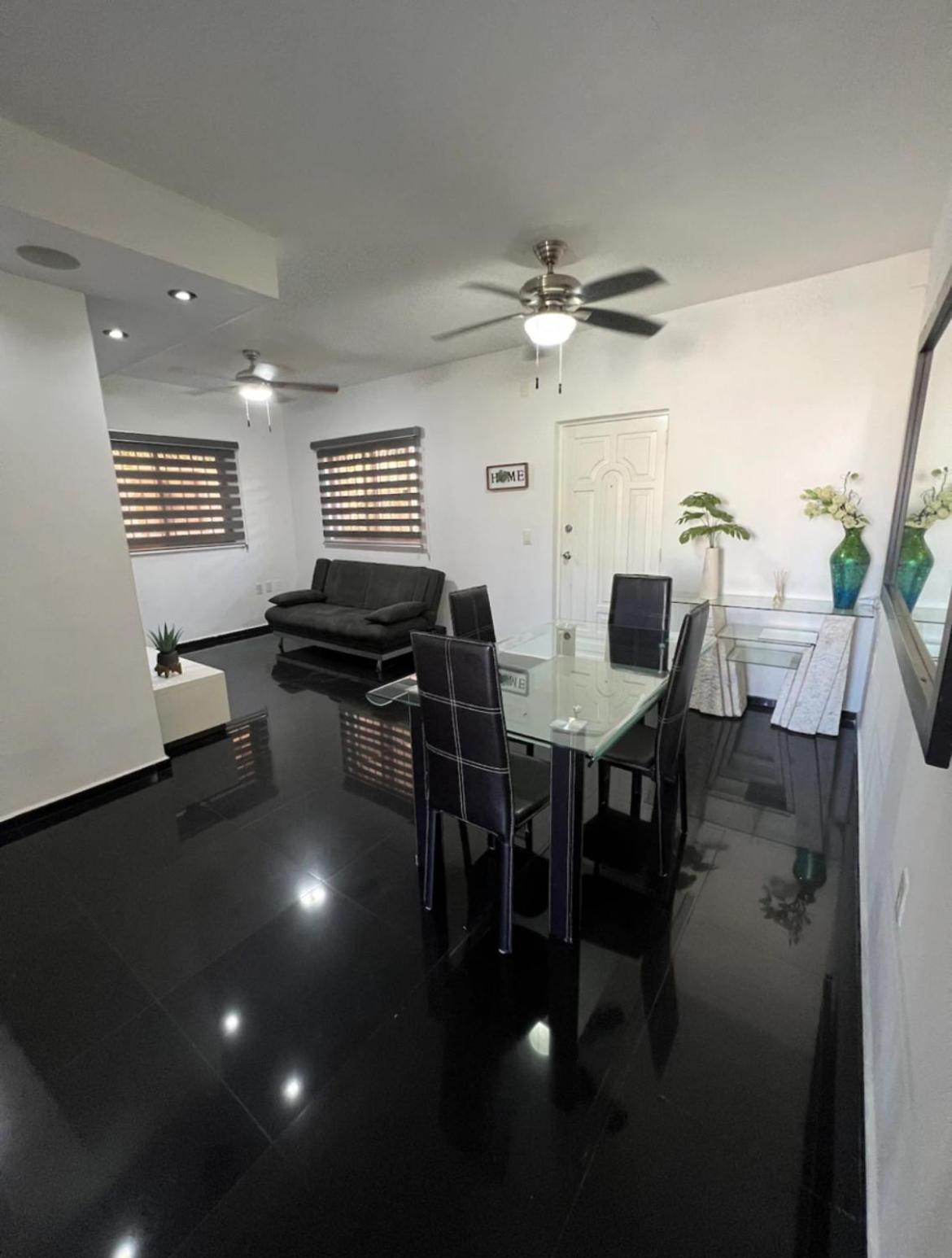 1 Min To Zone Pool Free Parking Cancún