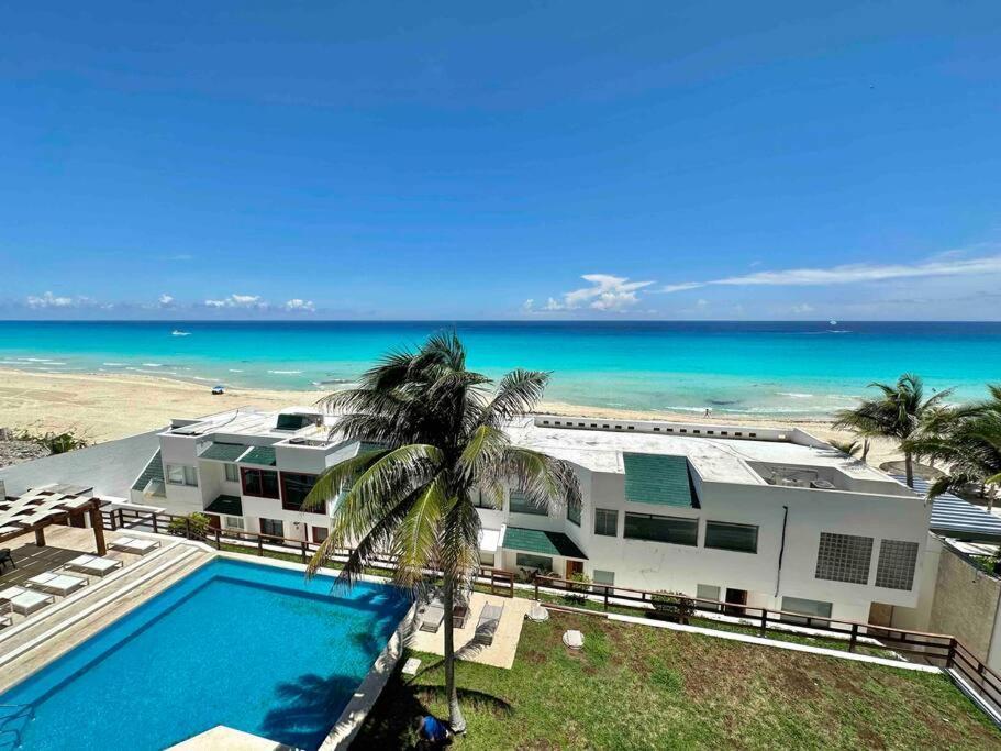 Deluxe Ocean View 3b With Great Location *