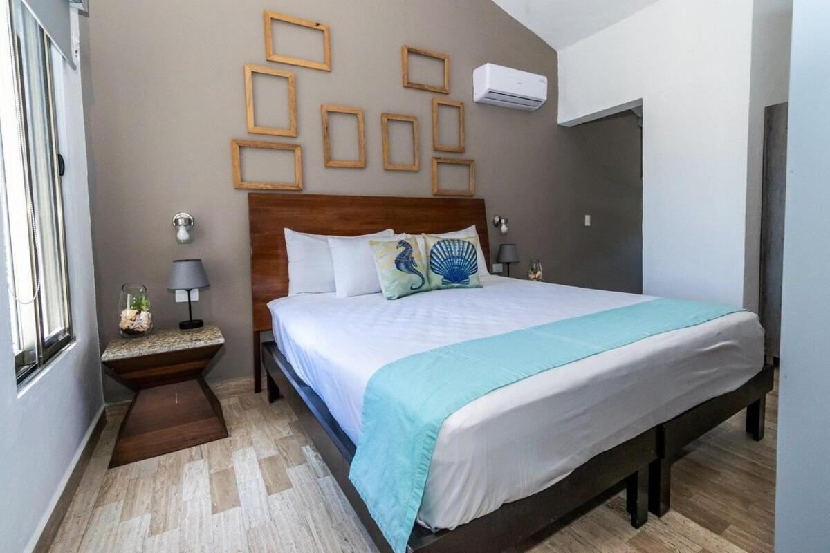 Zona Hotelera 3 Bedroom Lagoon Playa Linda