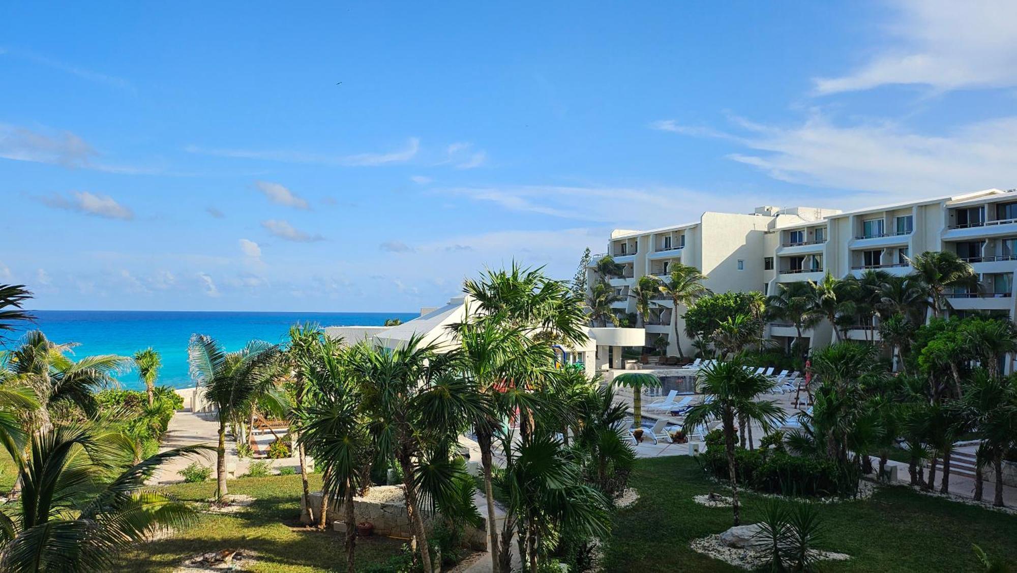Front Cancún