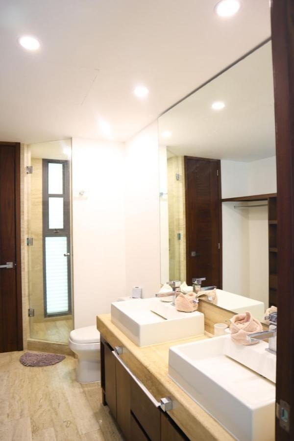Modern With Balcony & Pool, Marina Puerto