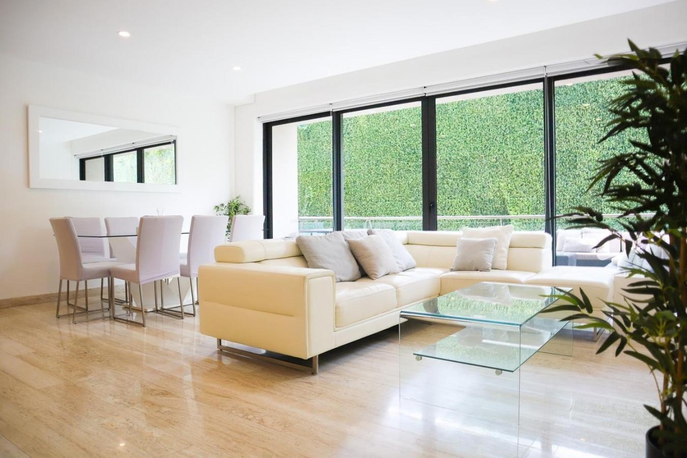 Apartamento Modern With Balcony & Pool, Marina Puerto