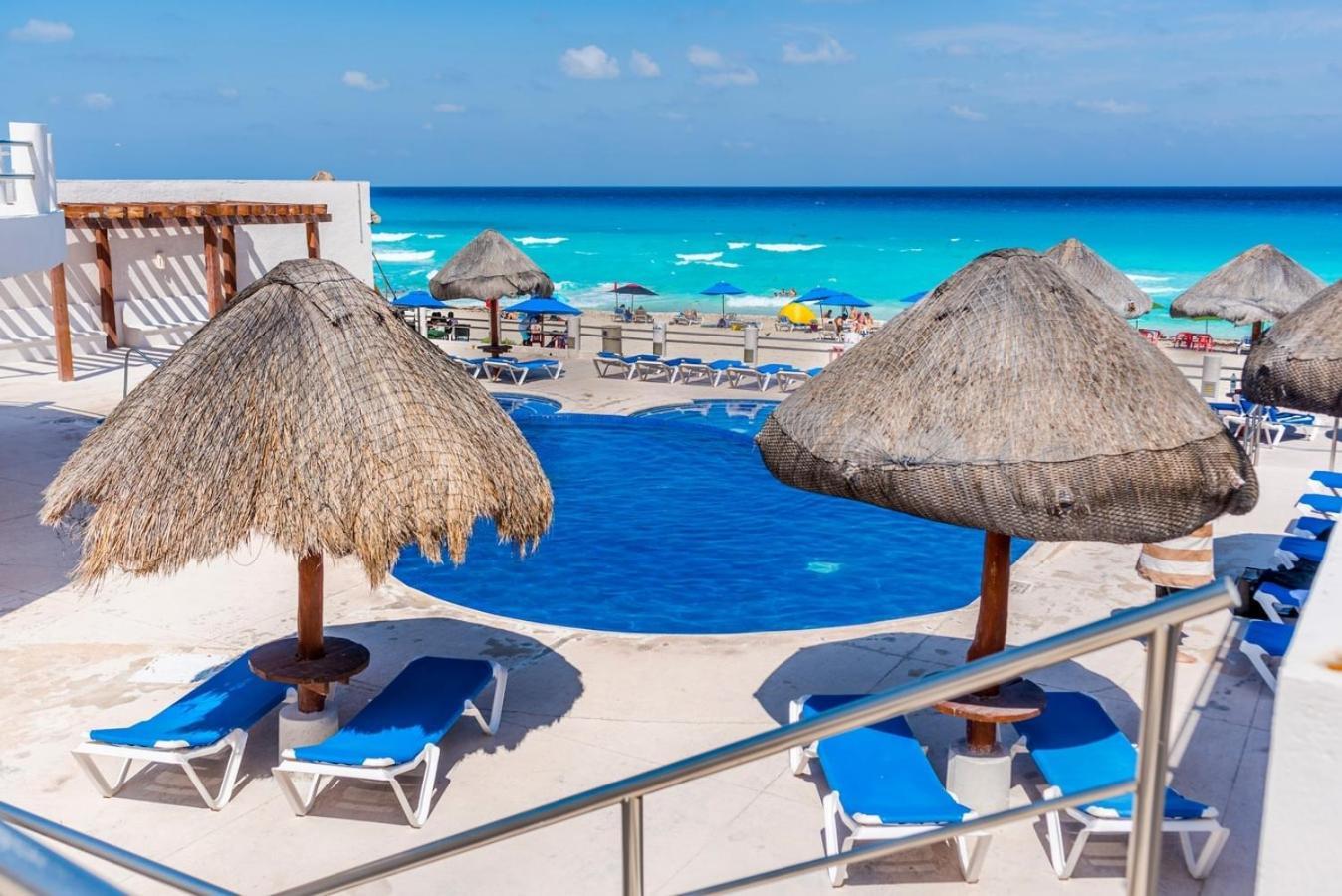 With Balcony & Partial Ocean View At Marlin Apartamento